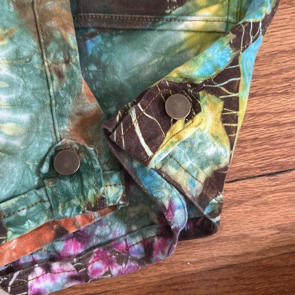 Patan Design tie-dye shorts - Picture 3 of 5